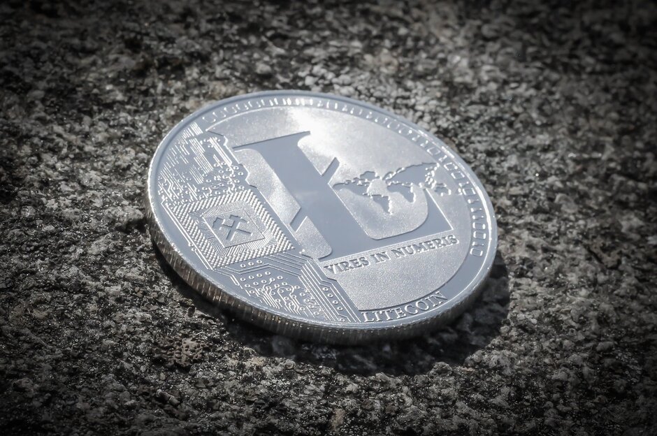 Pronóstico del Precio de Litecoin: Las ballenas invierten 950M de dólares en medio de rumores por la aprobación del ETF de LTC